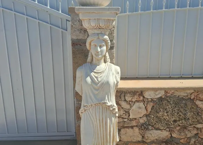 Dadis Βίλα Χανιά